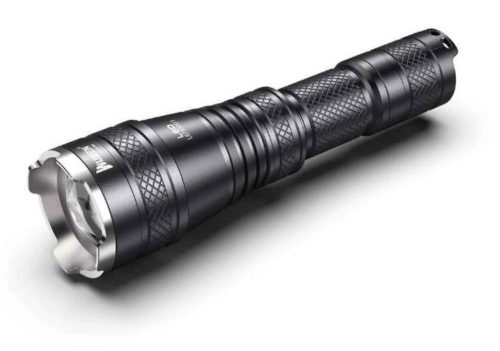 Wuben L60 Linterna Zoomable de 1200 Lumens y Enfoque Ajustable